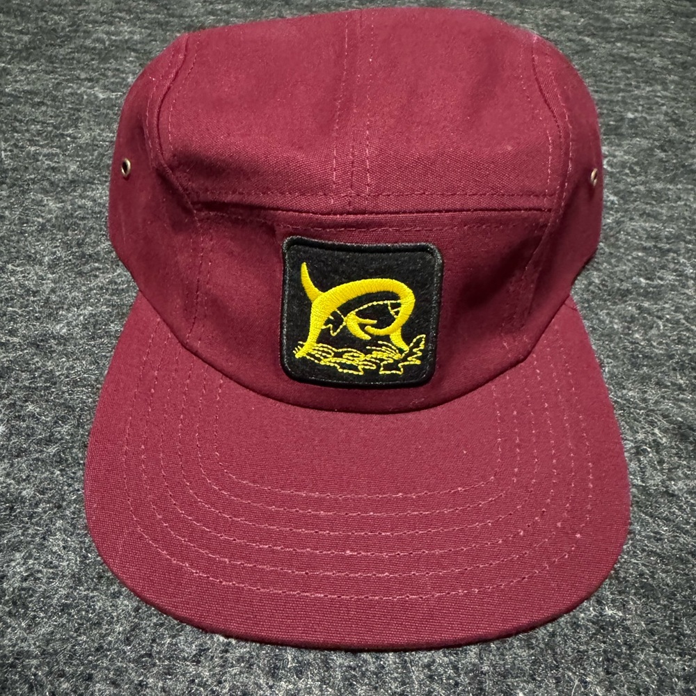 Marlin Fishing 5 Panel Short Bill Strapback Hat Cap Mens Burgundy Swordfish New